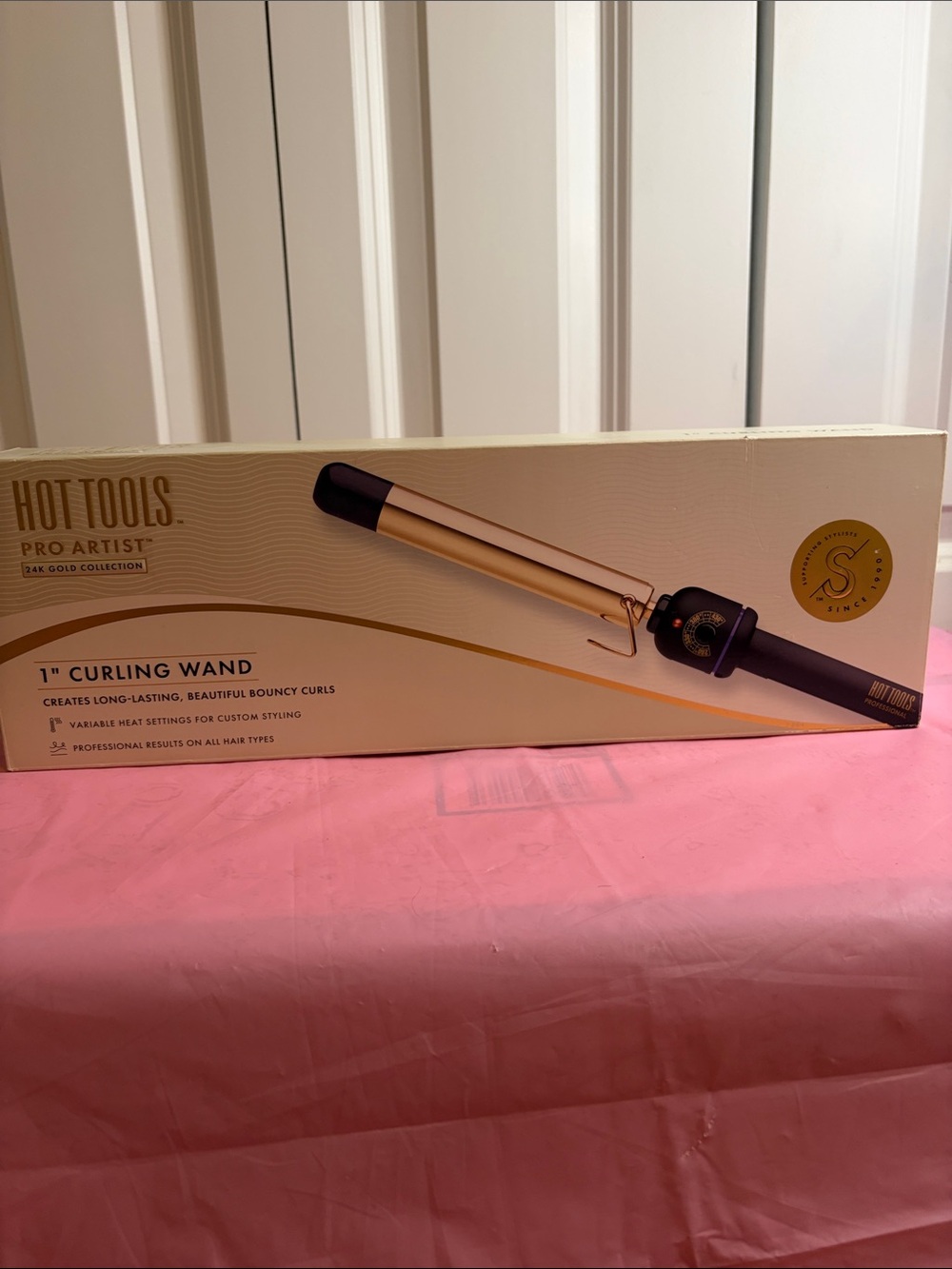 Hot Tools Pro Artist 1" Curling Wand - Black and Gold